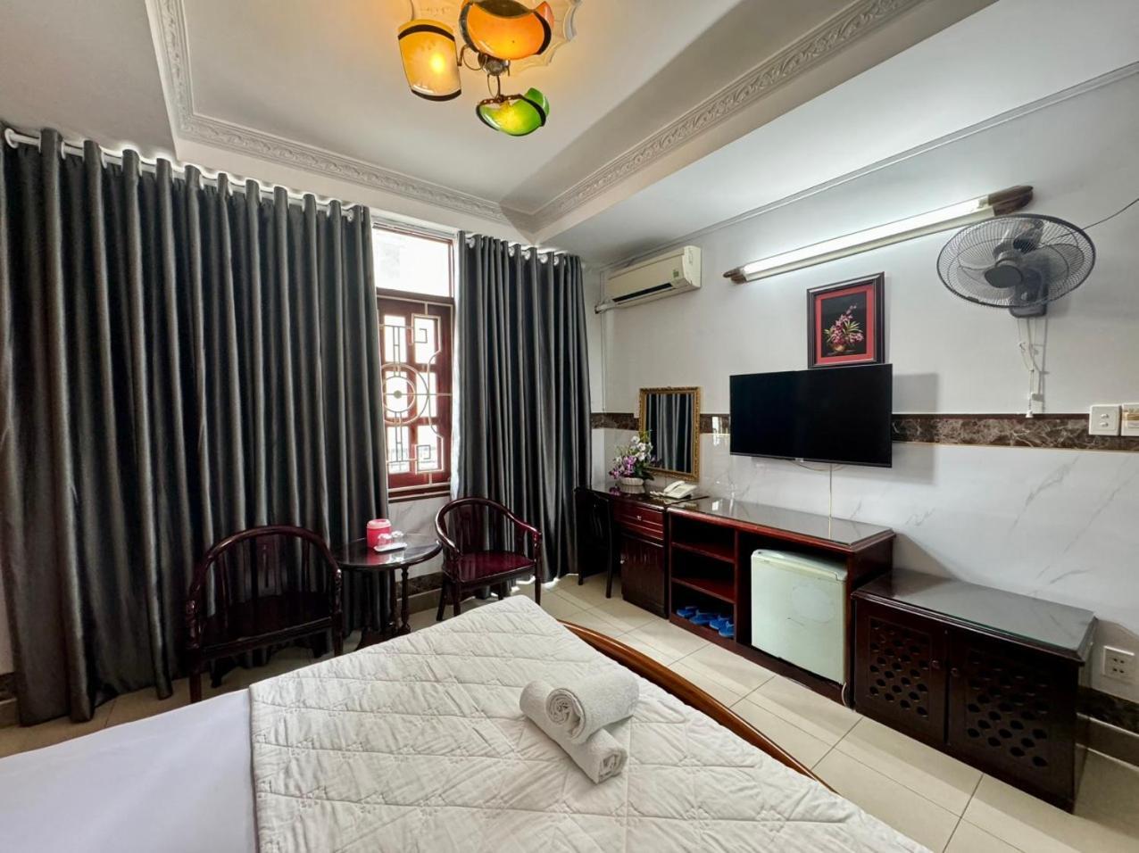 Khách sạn Khach San Kim Long TP. Hồ Chí Minh